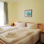 Haus Ostseewelle 4 *