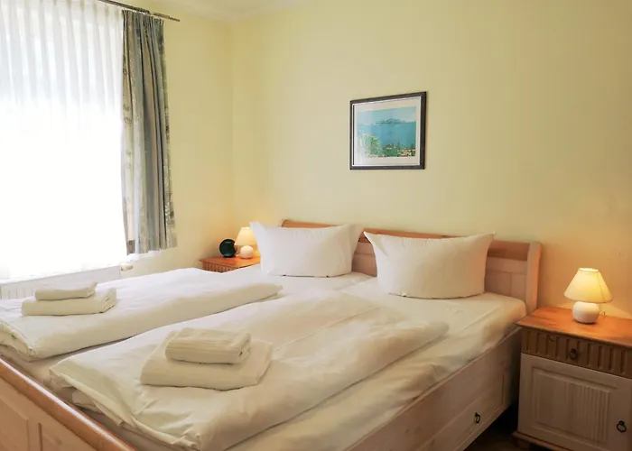 Haus Ostseewelle 4 *